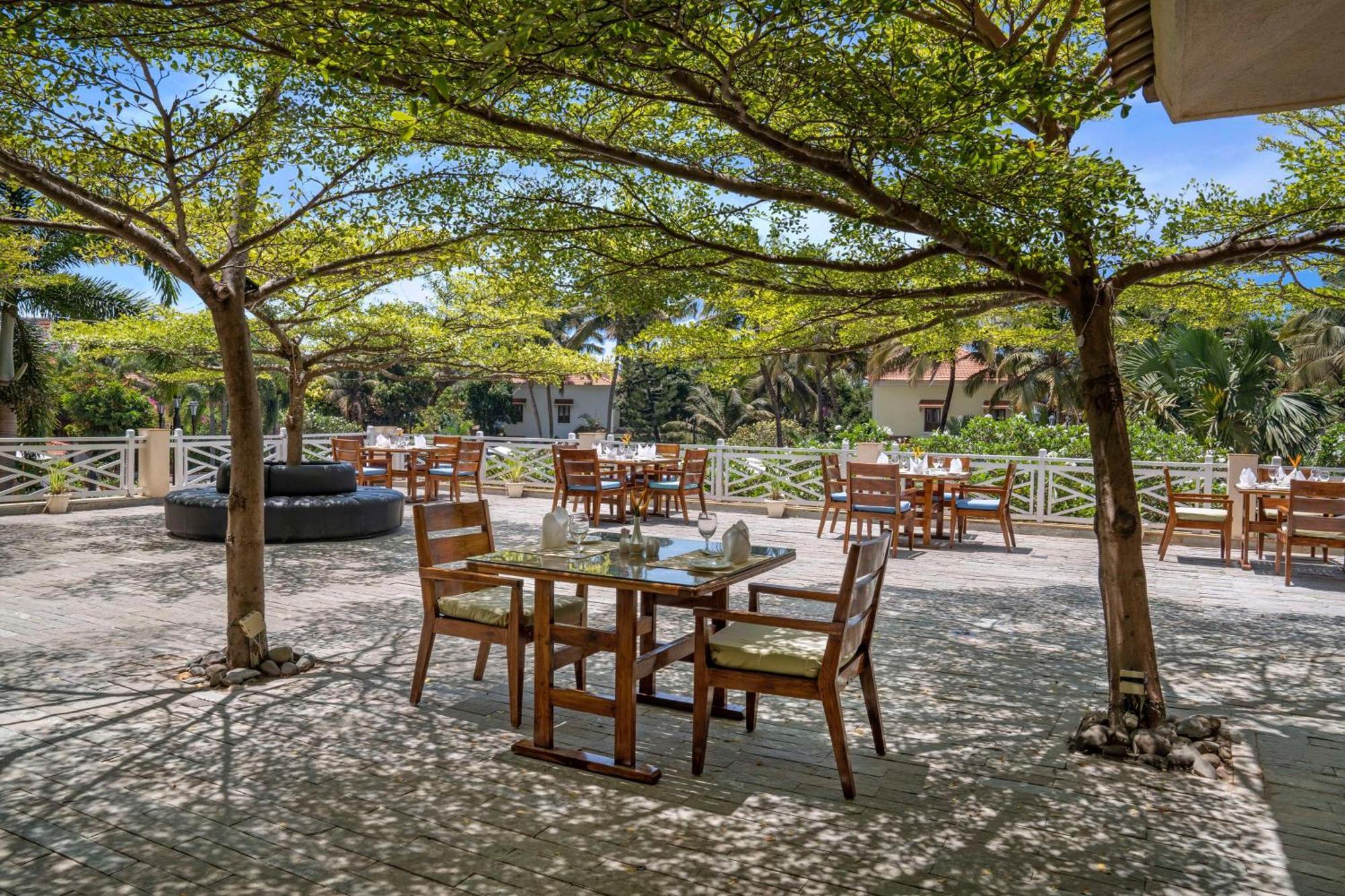 Radisson Blu Resort, Goa Cavelossim Exterior foto